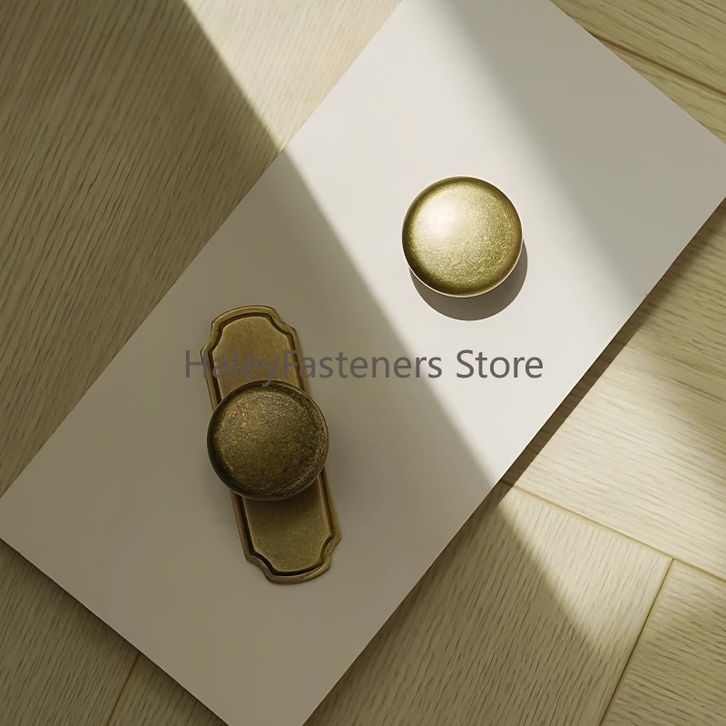 Furniture Hardware With Backplate - ミッドセンチュリー アンティーク真鍮製キャビネットノブ バックプレート付き 家具用プル＆ノブ レトロキャビネット金具 亜鉛合金製