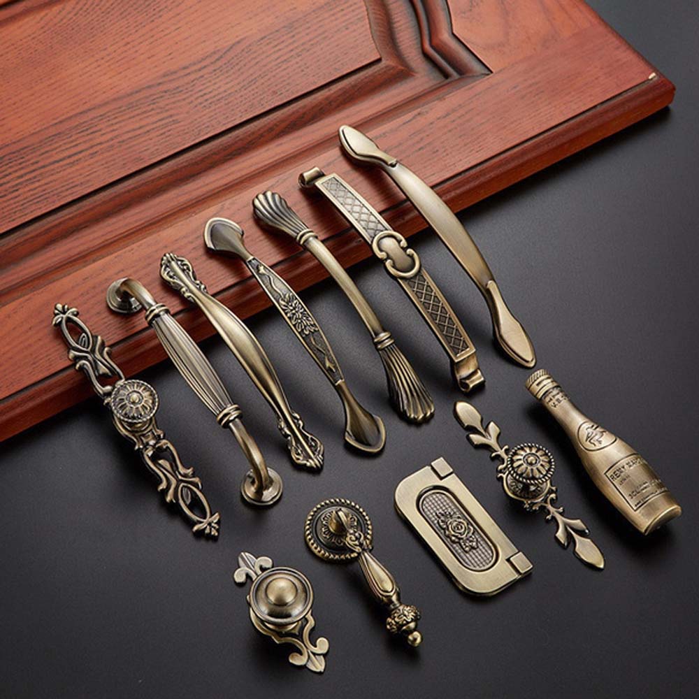 ヴィンテージブロンズワードローブドレッサーキャビネットプルハ - Furniture Hardware Handles のレビューと価格