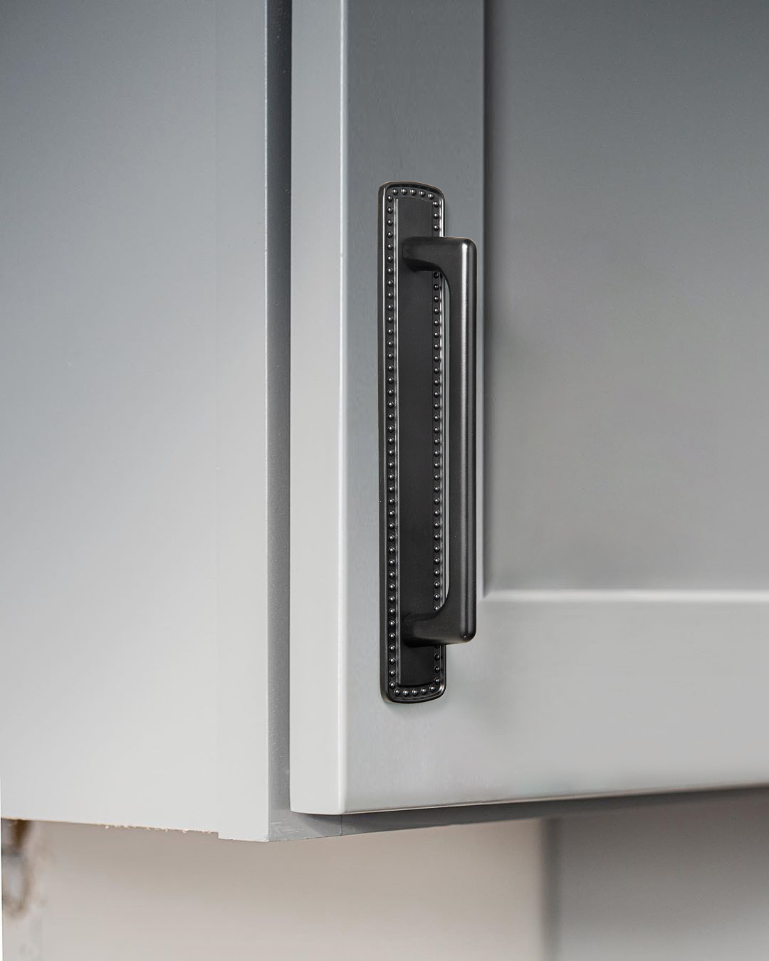 マットブラックのキャビネットプル（バックプレート付き）、2個 - Furniture Hardware With Backplate のレビューと価格