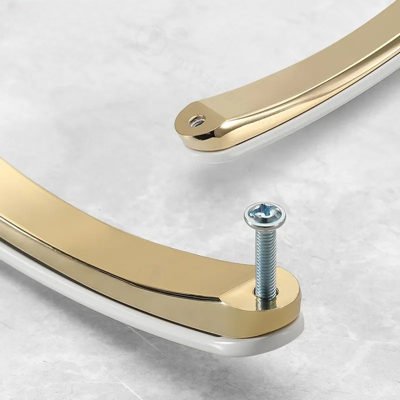 モダンなシンプル亜鉛合金製キャビネット引き出しハンドル、軽量 - Furniture Hardware Handles のレビューと価格